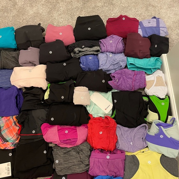 Lululemon mystery bundle - Picture 4 of 5